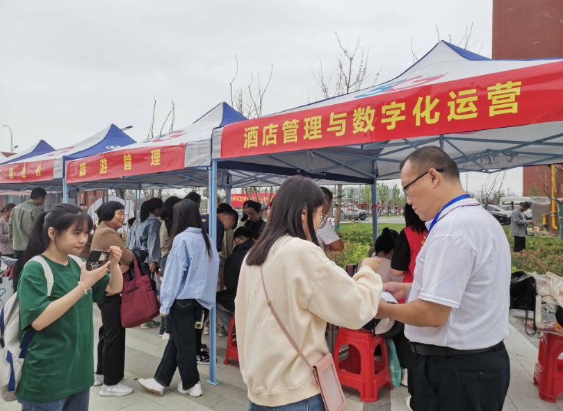 1695565118136169.png 1695565118136169.png