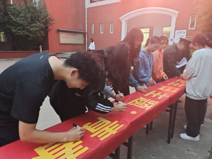 1634019026119766.png 图片1.png