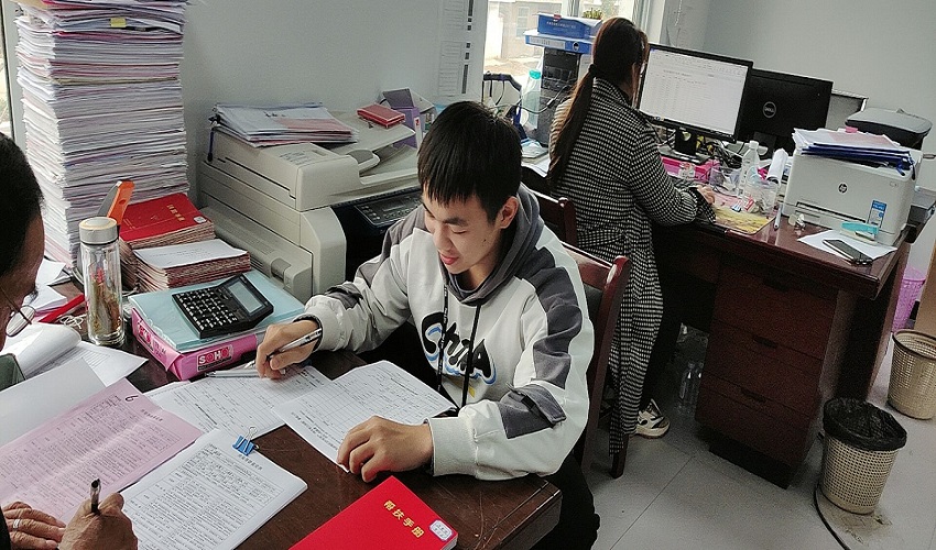 1640080688763426.jpg 朱腾飞.jpg