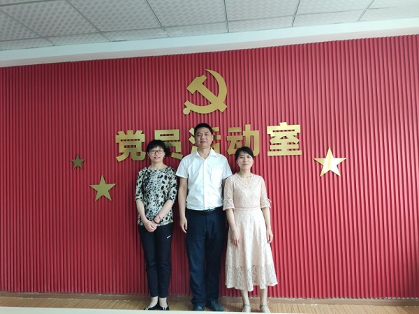 1654155057899063.jpg 党员活动室.jpg
